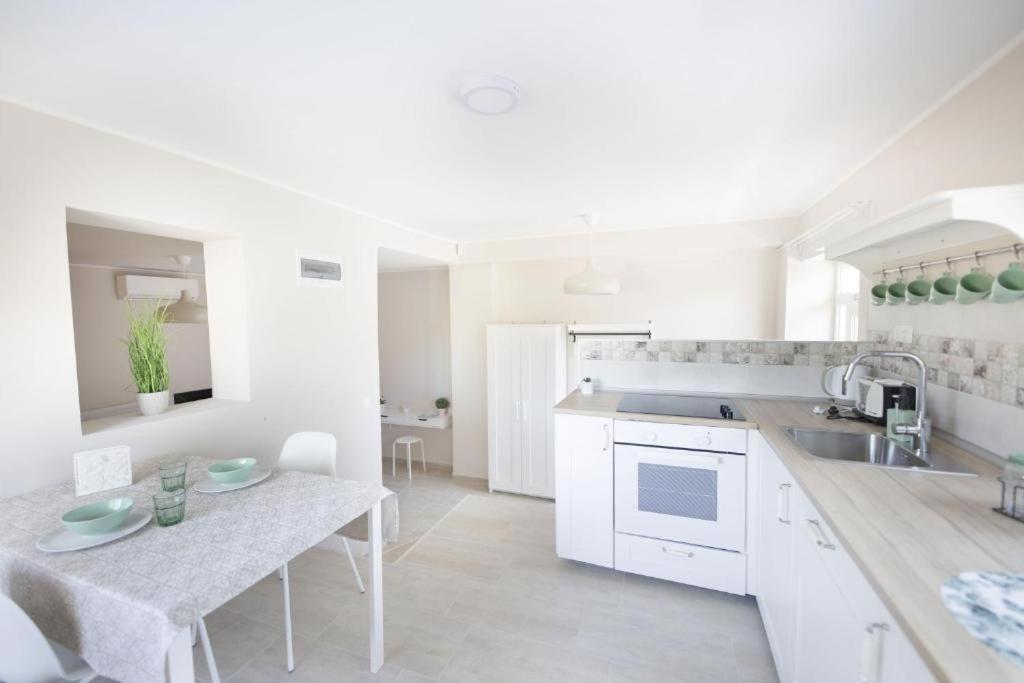 Topart Apartman I Balatonfenyves Eksteriør bilde